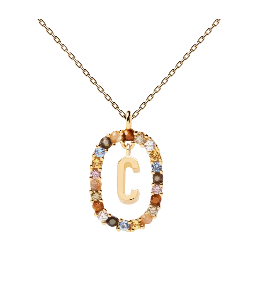 Collar P D Paola, letra C, con baño de oro de 18k.