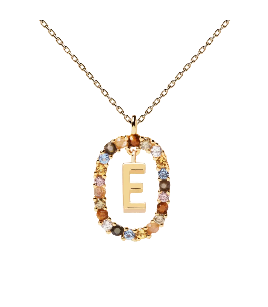 Collar P D Paola, letra E, con baño de oro de 18k.