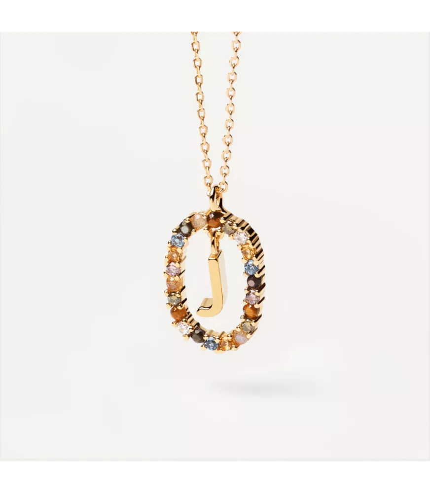 Collar P D Paola, letra J, con baño de oro de 18k.