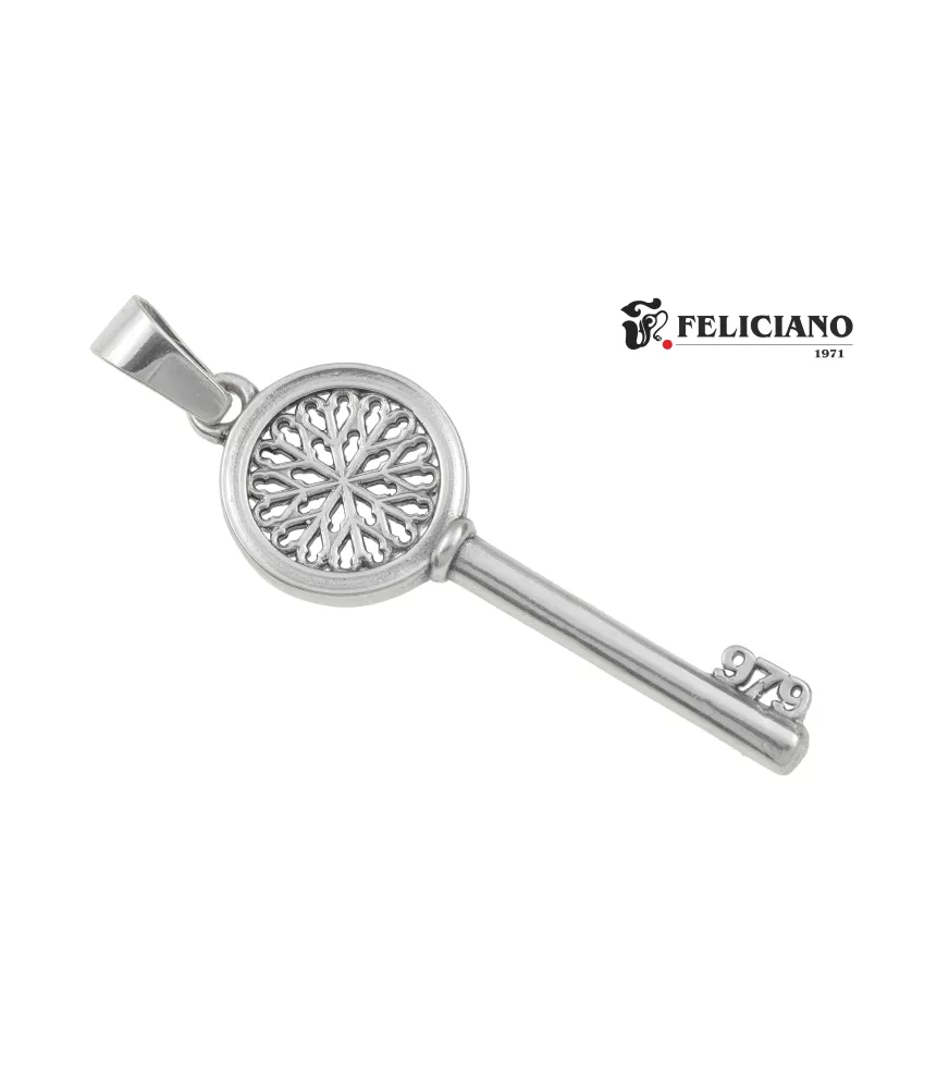 Colgante Llave grande sin bisel en el rosetón en plata.