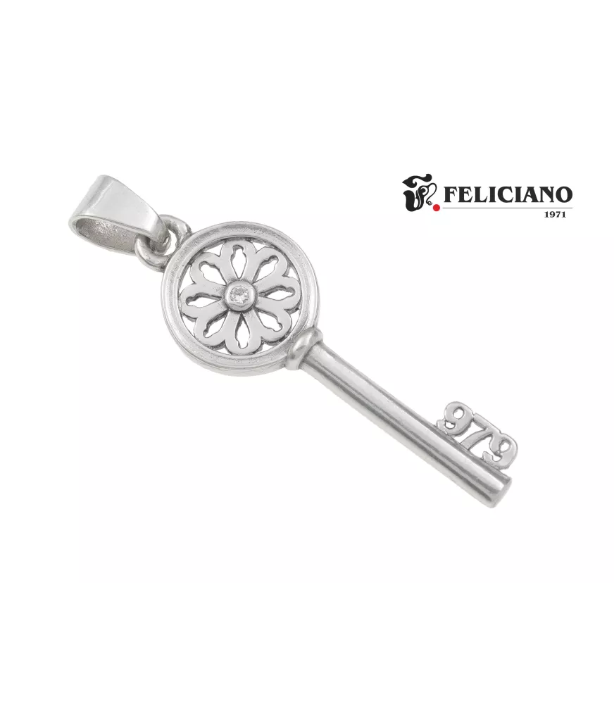 Colgante Llave pequeña sin bisel en el rosetón en plata .