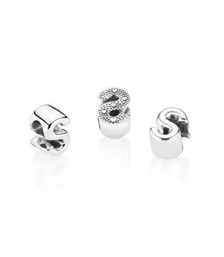 Charm en plata de ley Letra S