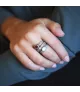 Anillo Sunfield en plata y con circonitas de colores.