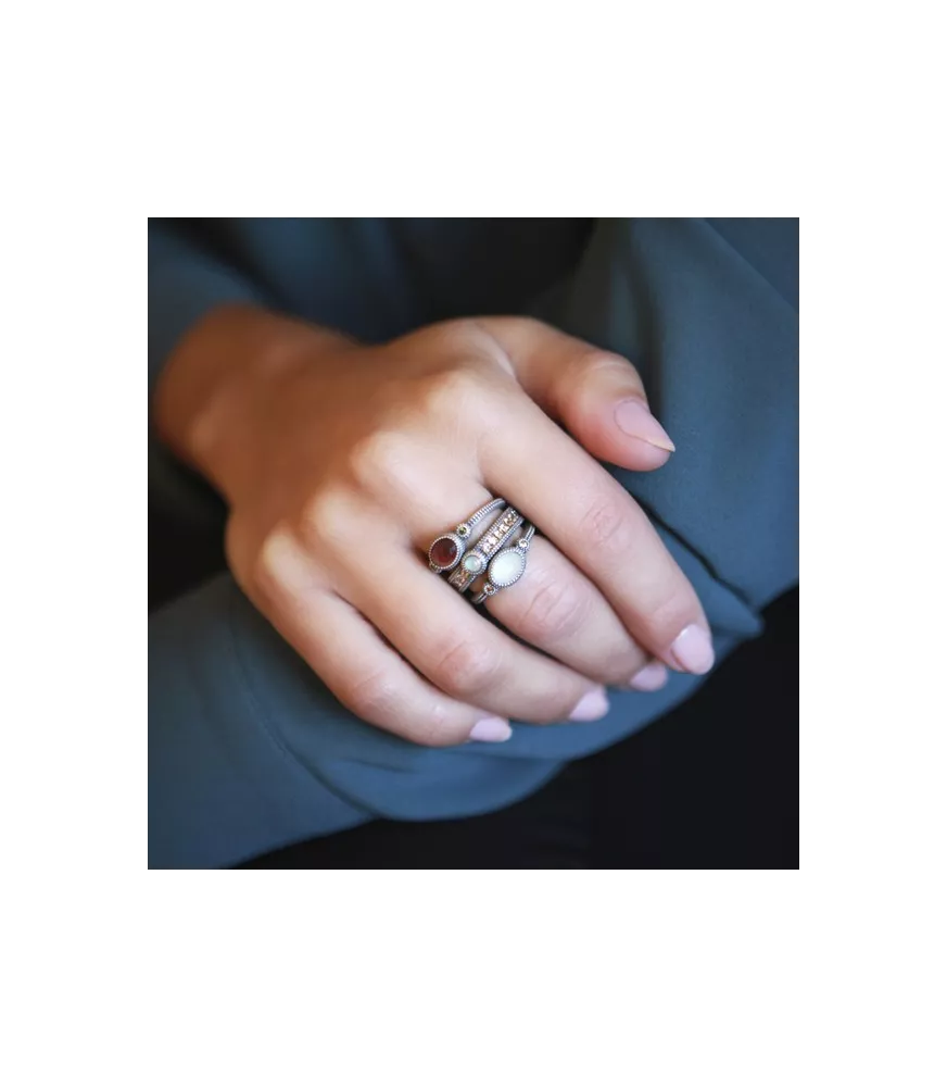 Anillo Sunfield en plata y con circonitas de colores.