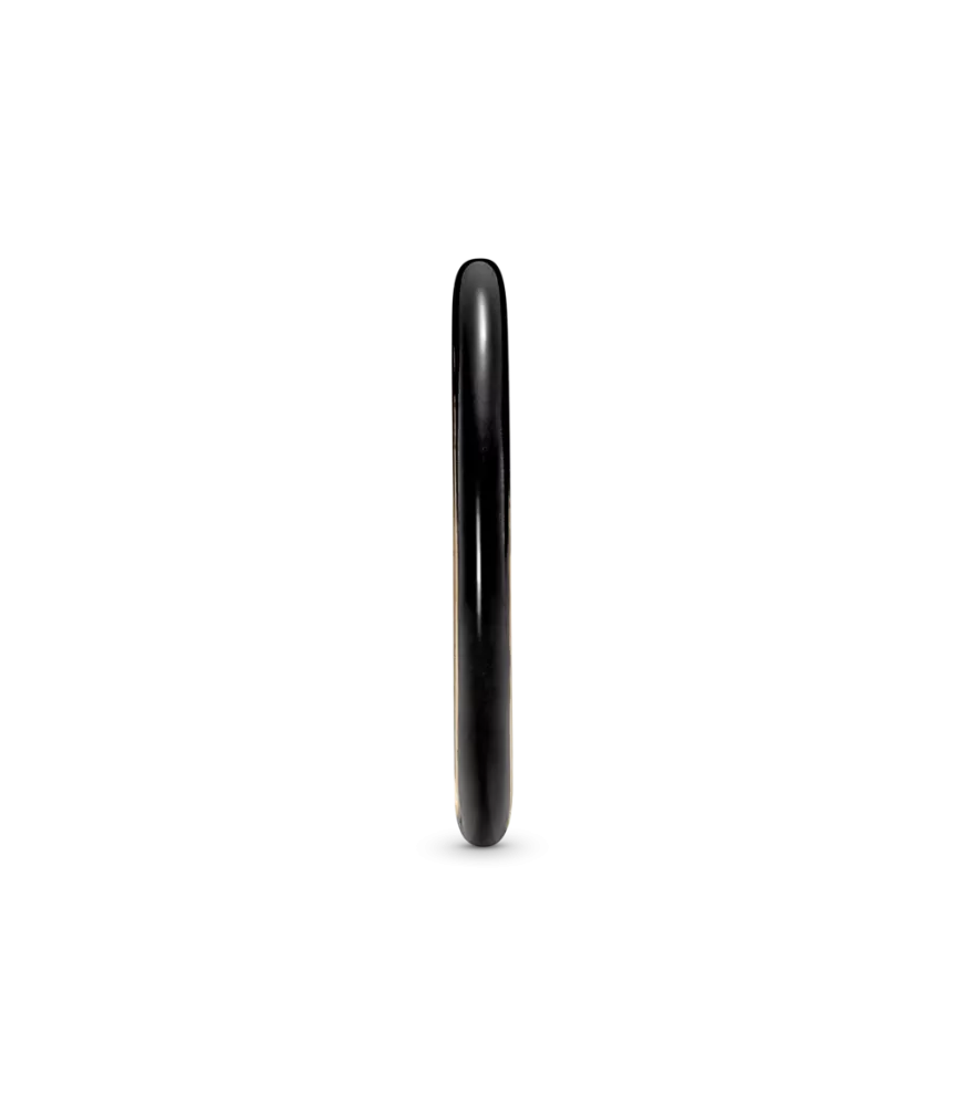 Anillo con un recubrimiento en oro rosa de 14k Esmalte Negro Pandora ME