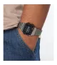 Reloj Casio vintage digital, con esfera negra y brazalete de acero.