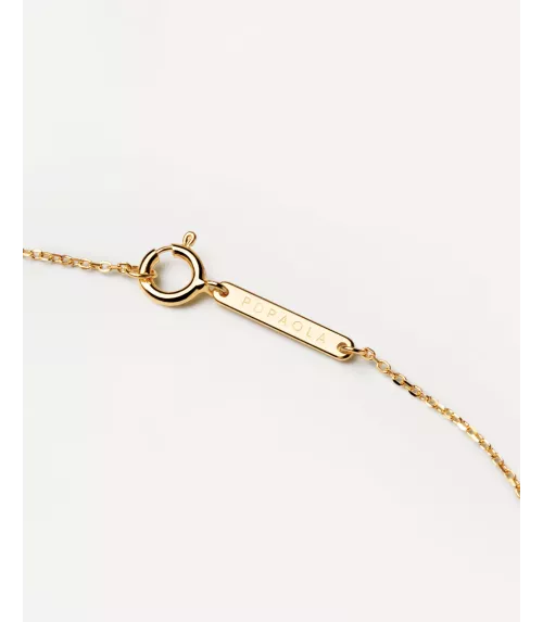 Collar P D Paola, letra L, con baño de oro de 18k.