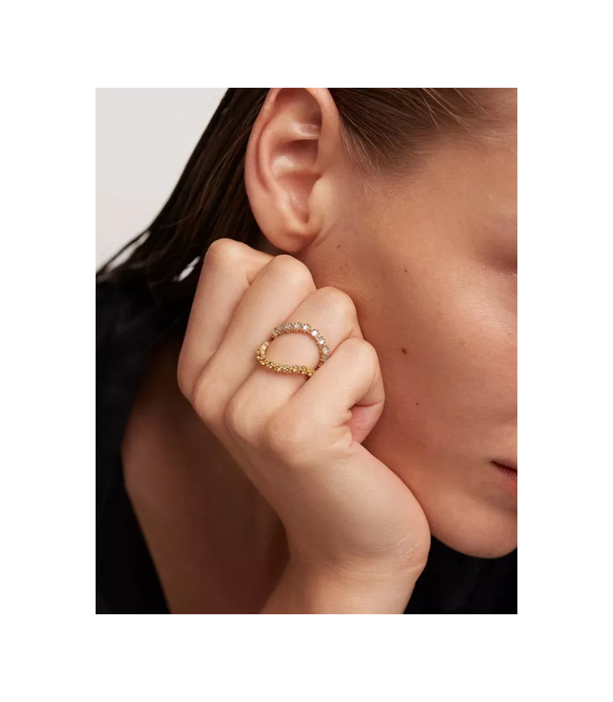 Anillo Kara P D Paola, colección Motion.