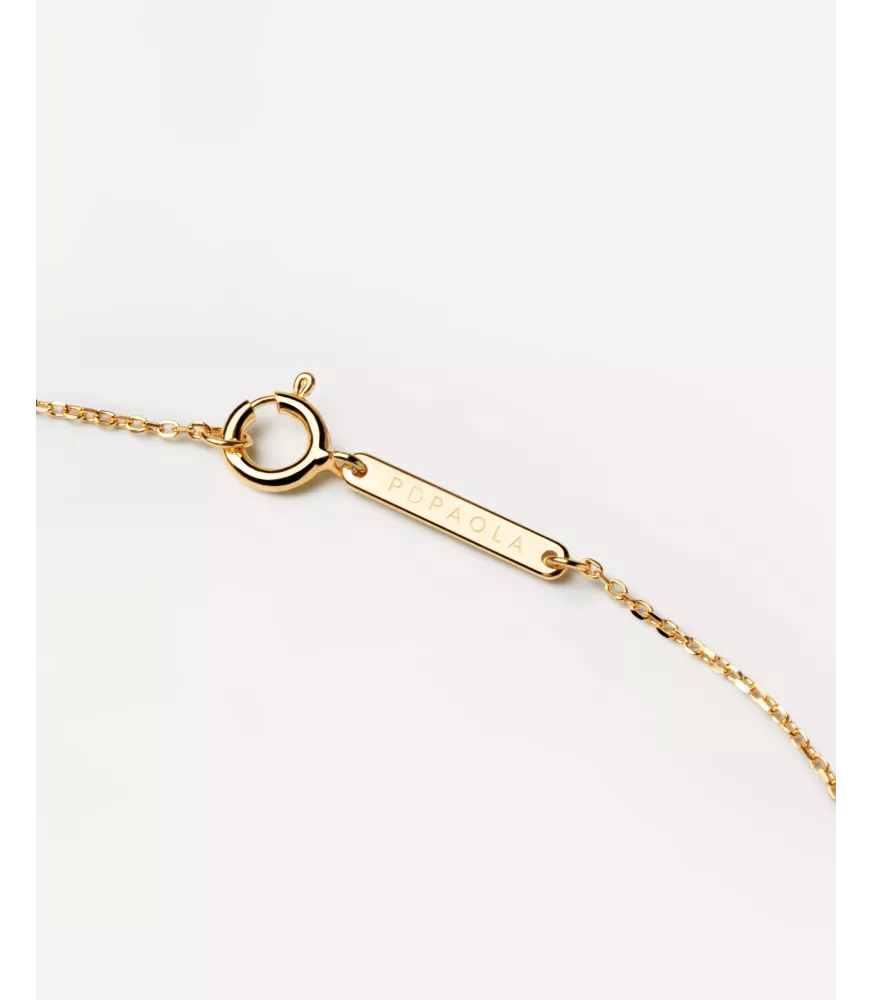 Collar P D Paola, letra G, con baño de oro de 18k.