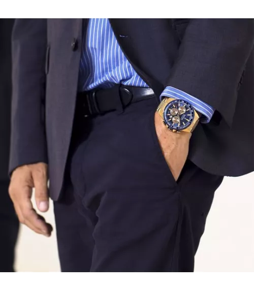 Reloj Festina cuarzo ,analógico, 3 agujas, calendario y cronógrafo.