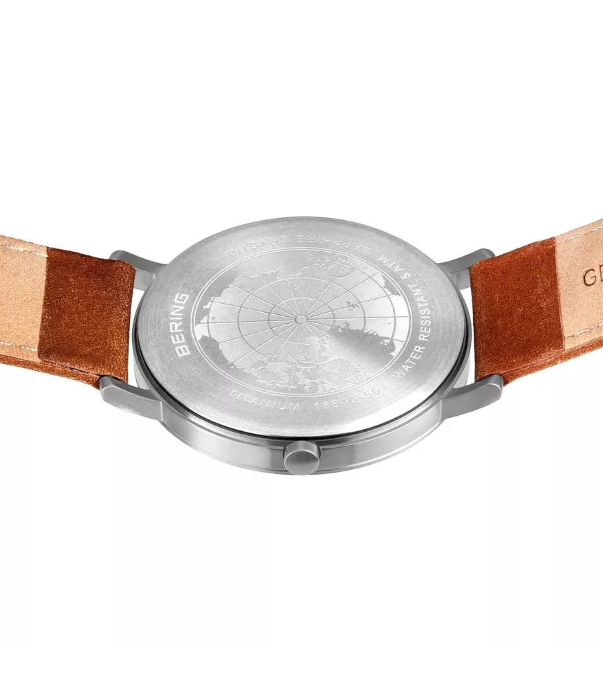 Reloj Bering hombre Titanium y piel 18640-567