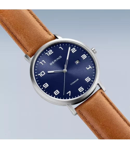 Reloj Bering hombre Titanium y piel 18640-567