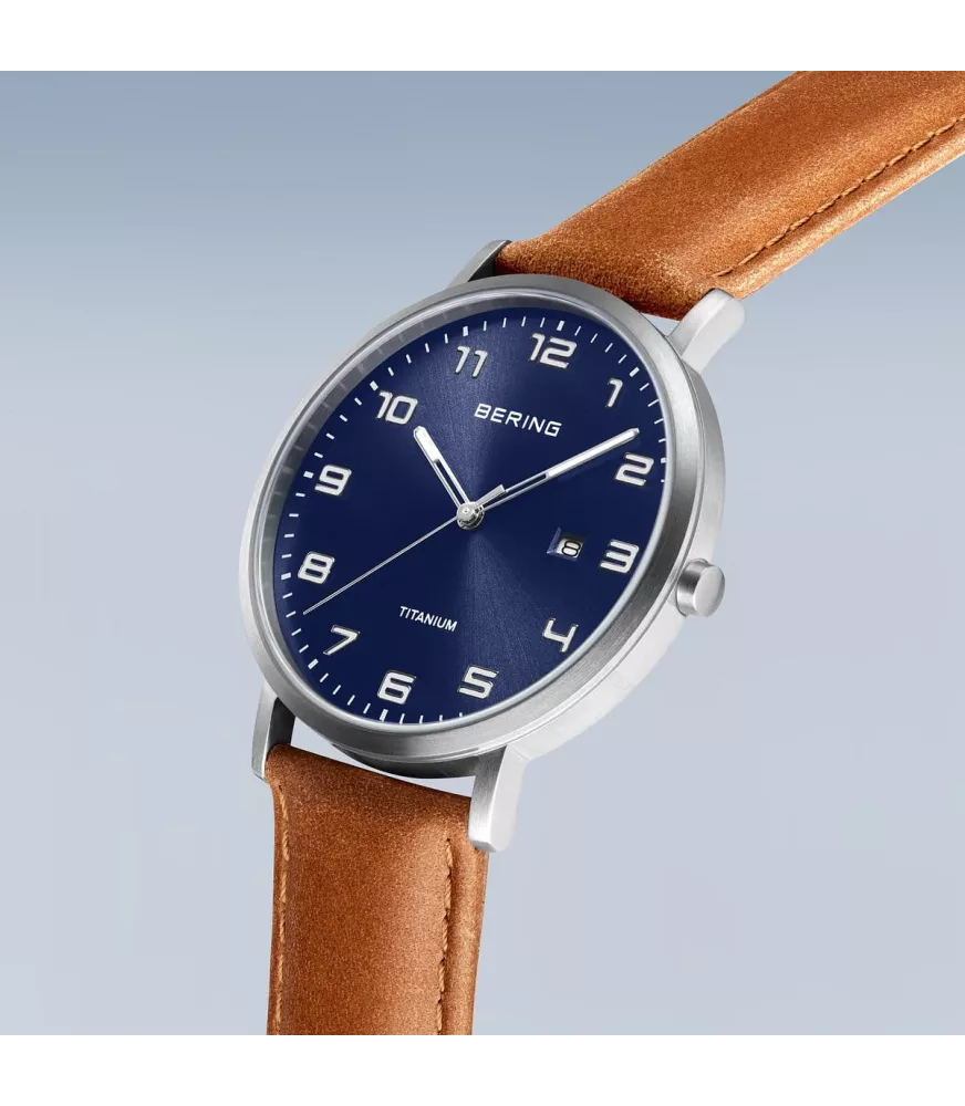 Reloj Bering hombre Titanium y piel 18640-567