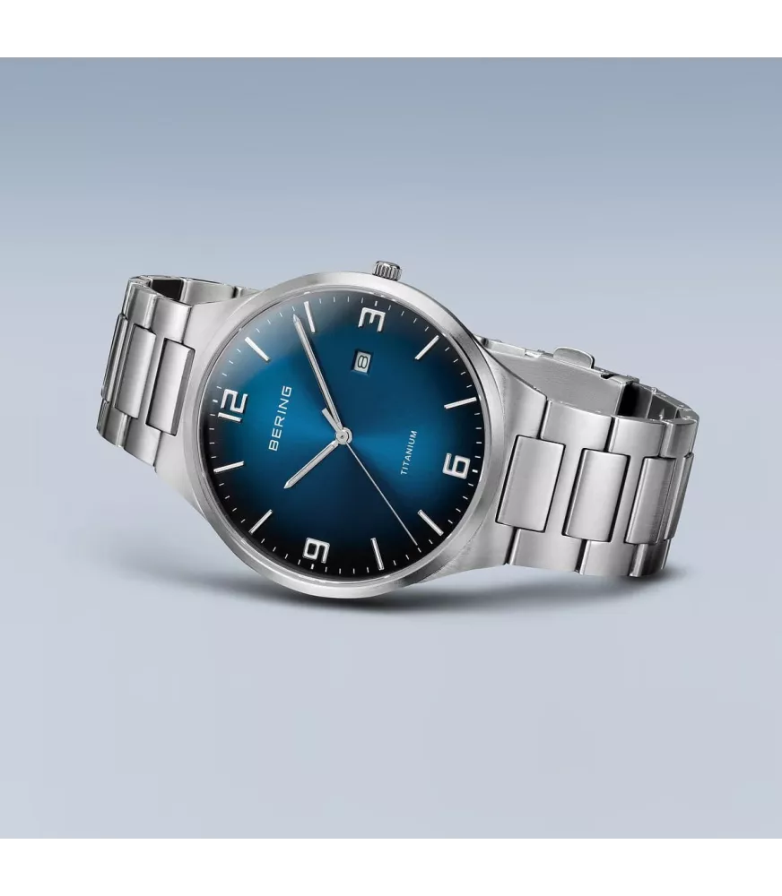 Reloj Bering hombre Titanium 15240-777
