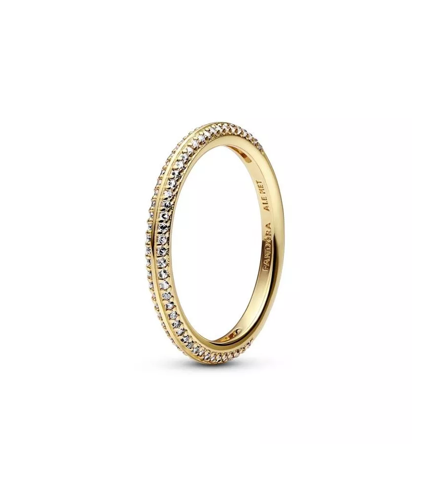 Anillo con un recubrimiento en oro de 14k en pavé Pandora ME