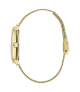 Cuarzo, analógico, 3 agujas y brazalete en acero dorado.