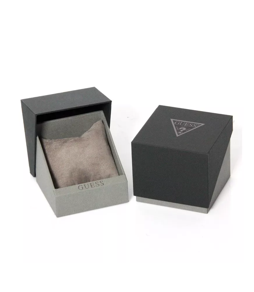 Cuarzo ,analógico, 3 agujas y multifunción. Con correa de acero.