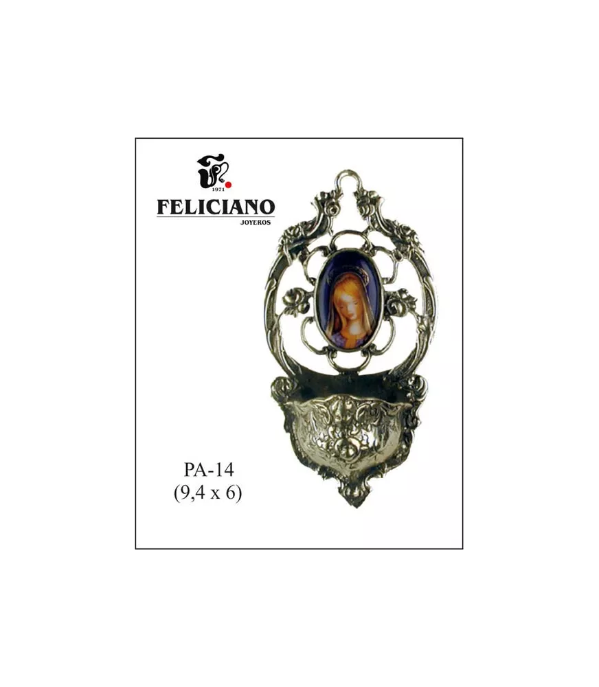 Pila de agua bendita