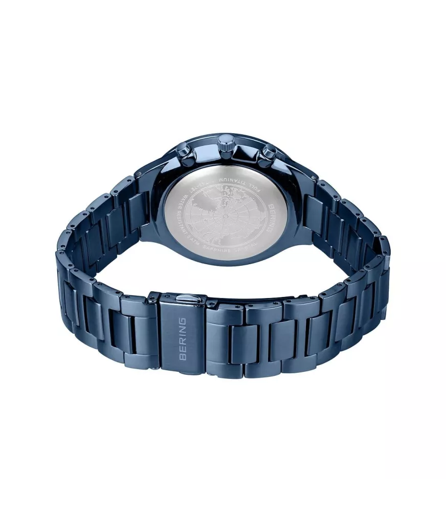 Reloj Bering Cronógrafo hombre titanio.