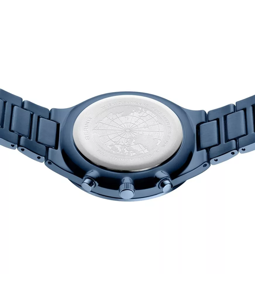 Reloj Bering Cronógrafo hombre titanio.