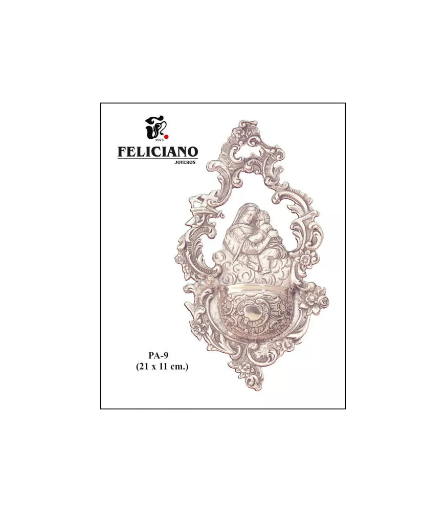 Pila de agua bendita