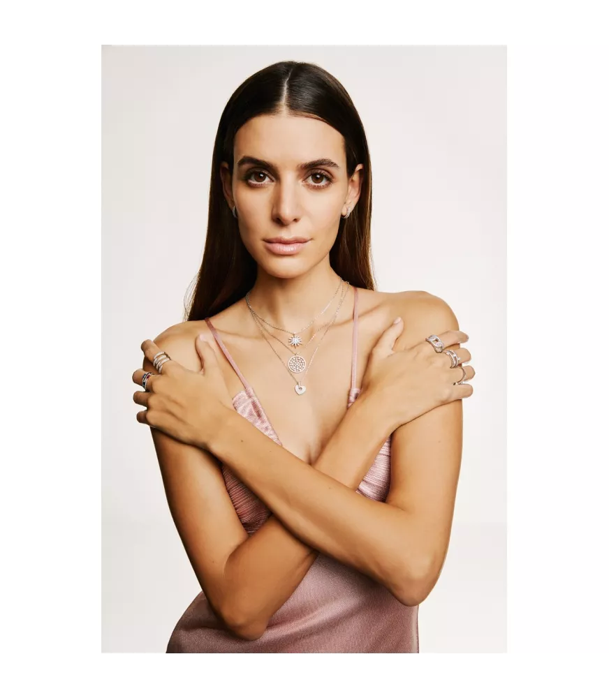 Anillo Pretty Jewels oversize abierto abajo, de Duran Exquse en plata.