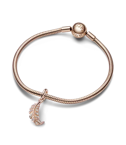 Charm Colgante con un recubrimiento en oro rosa de 14k  Pluma Curvada Flotante 