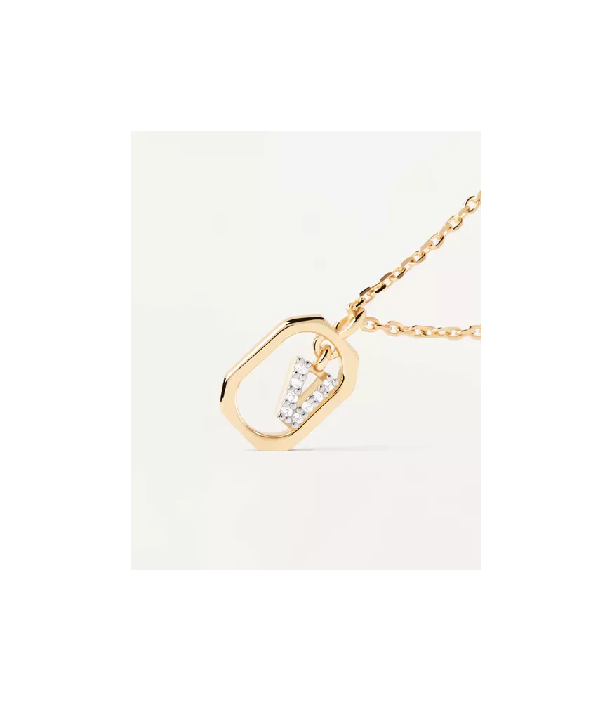 Collar P D Paola, letra V mini, con baño de oro de 18k.