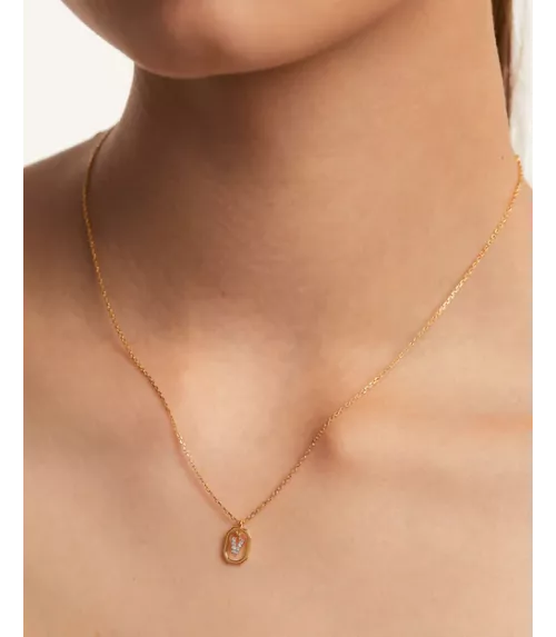 Collar P D Paola, letra V mini, con baño de oro de 18k.
