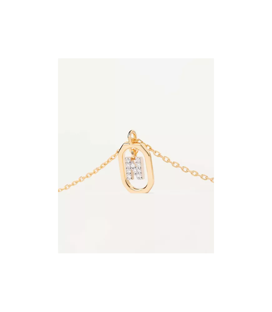 Collar P D Paola, letra N mini, con baño de oro de 18k.