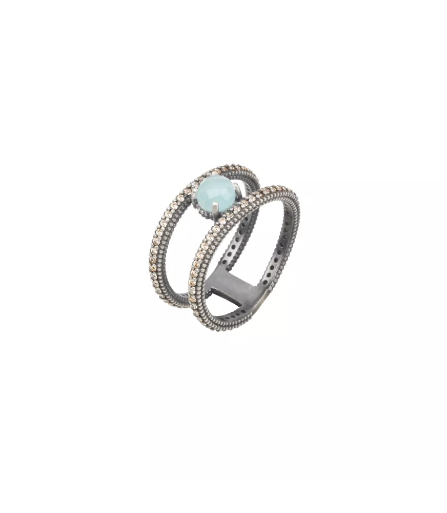 Anillo Sunfield en plata, ópalo y con circonitas cava.