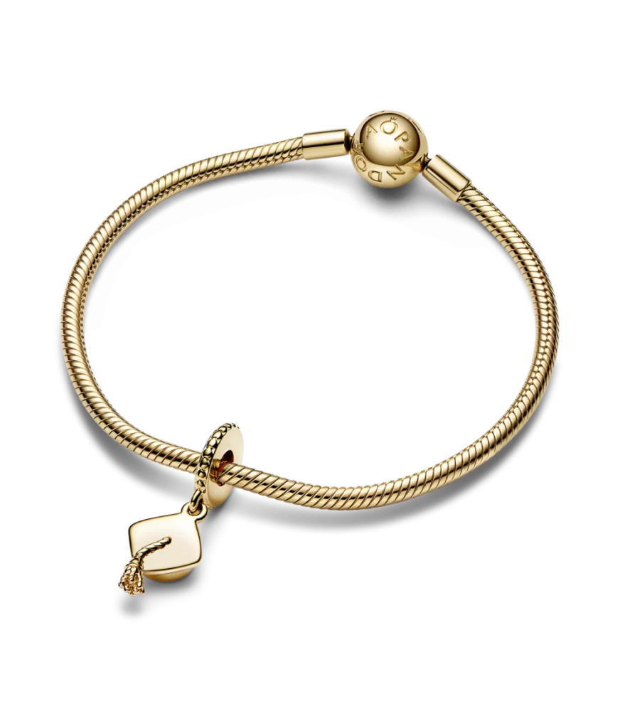 Charm Colgante con un recubrimiento en oro de 14k Birrete Graduación