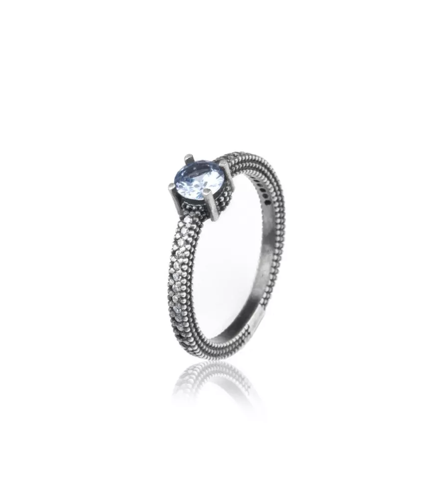 Anillo Sunfield en plata y circonitas.