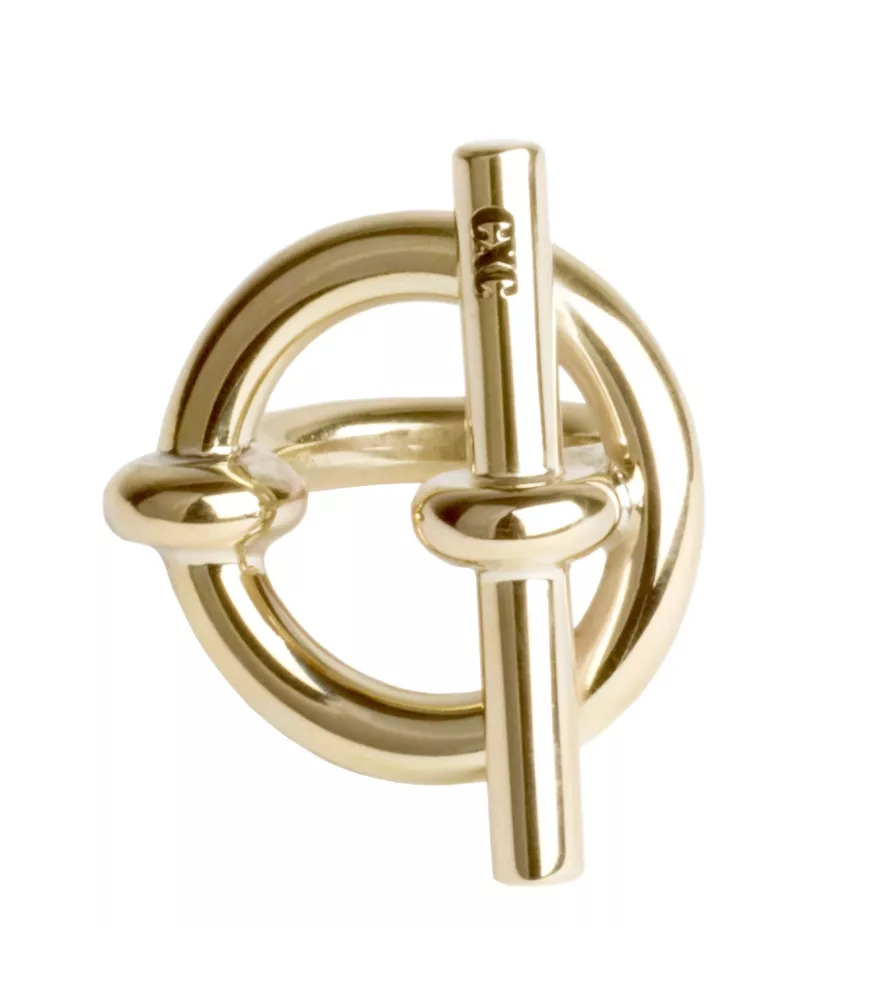 Anillo CXC Orígenes, en latón bañado en oro.