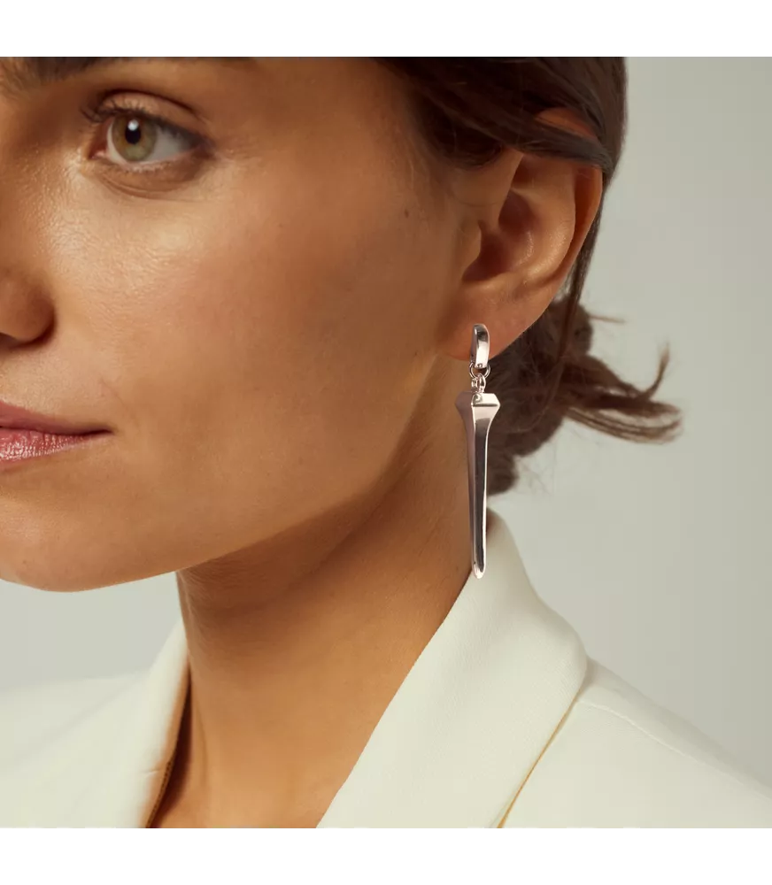 Pendientes CXC Clavo Diamante, en metal bañado en plata