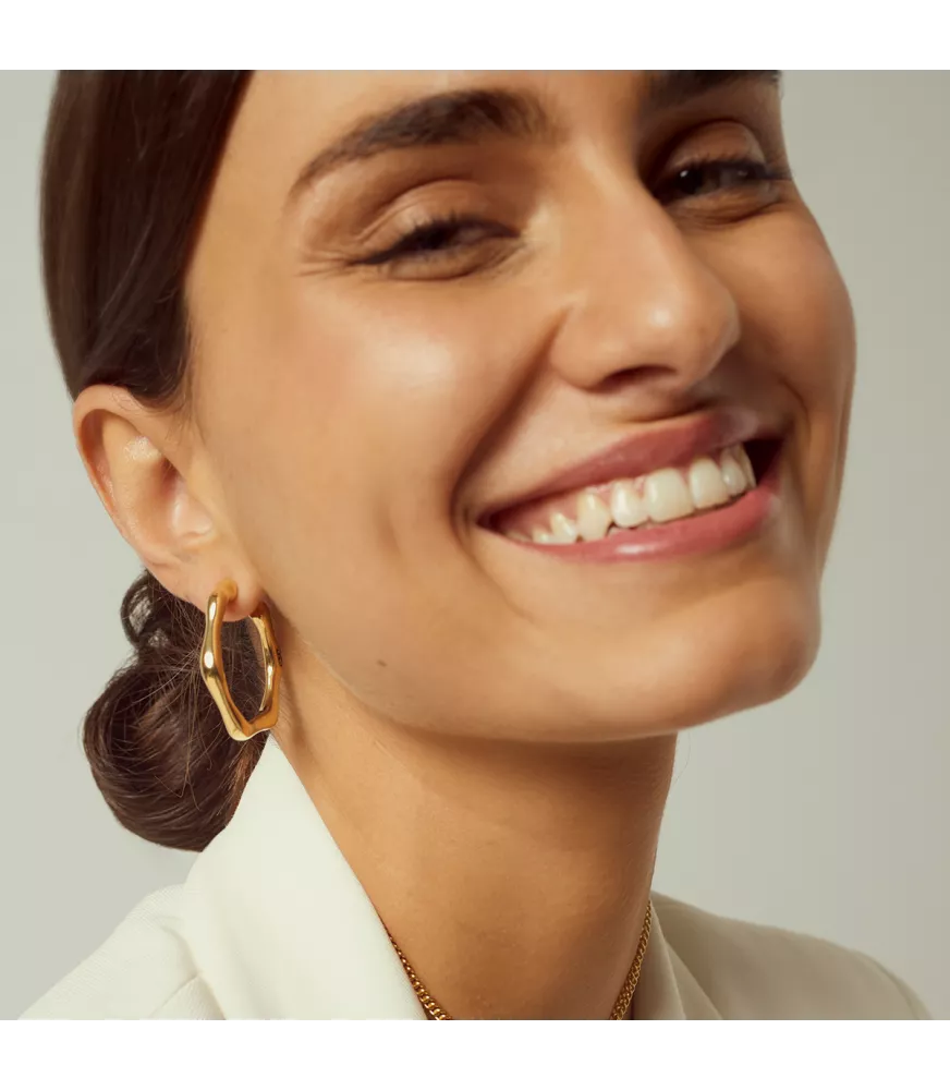 Pendientes CXC Aro Bambú, en metal bañado en oro.