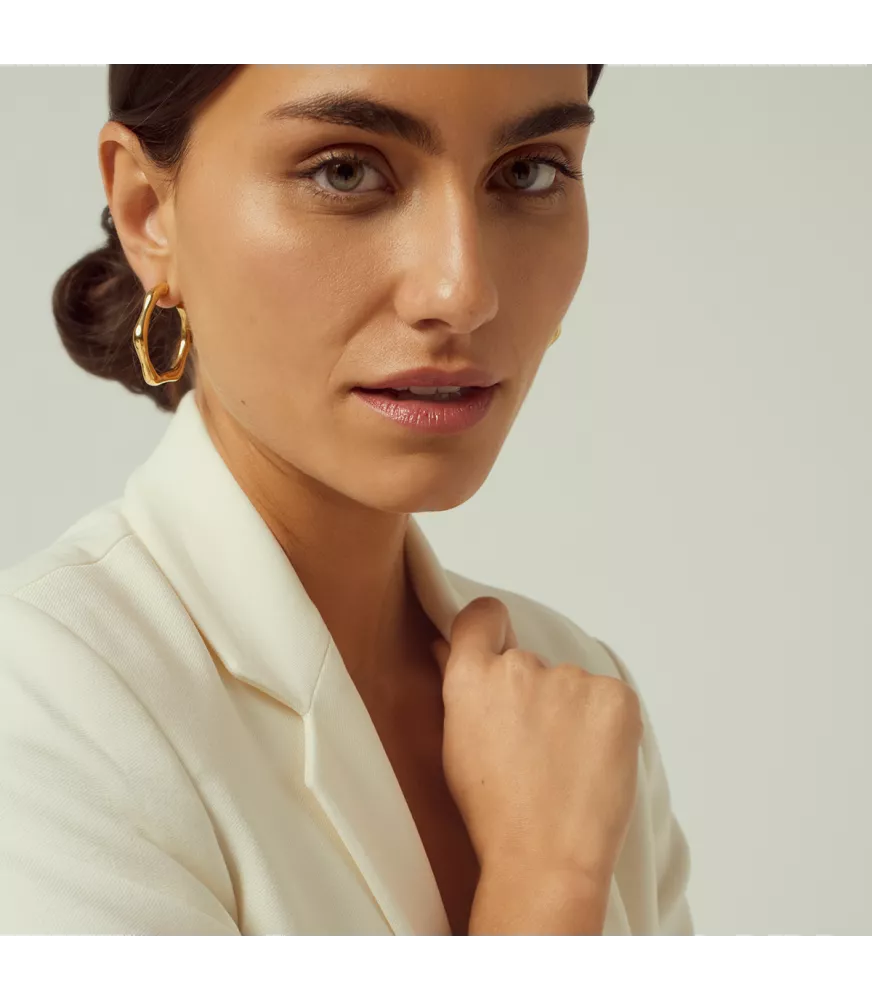 Pendientes CXC Aro Bambú, en metal bañado en oro.