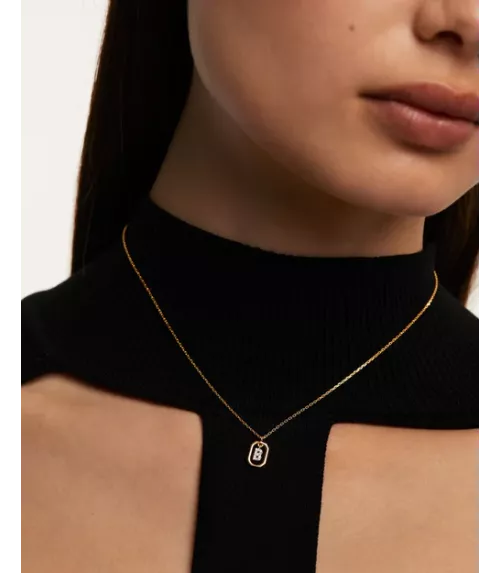 Collar P D Paola, letra B mini, con baño de oro de 18k.