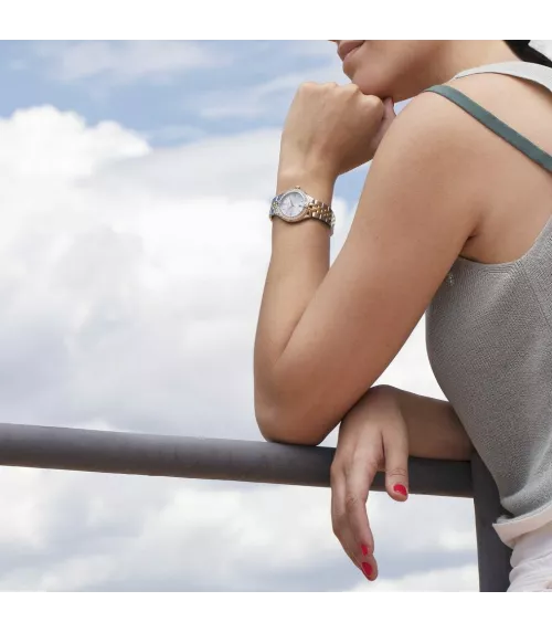 Reloj Festina cuarzo ,analógico, 3 agujas y calendario.