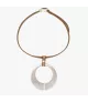 Choker CXC Eclipse, en metal bañado en plata con cuero liso.