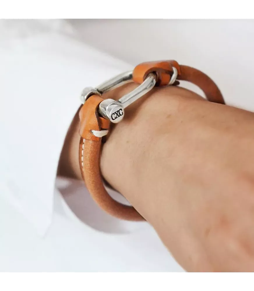 Pulsera Grillete Icon CXC, en metal bañado en plata.