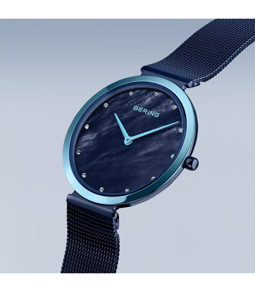 Reloj Bering Classic mujer azul pulido. 18132-398