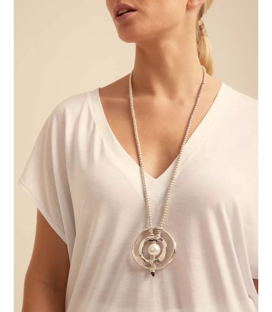 Collar Luna LLena UNOde50, en metal bañado en plata.