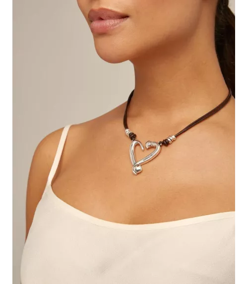Collar Heart UNOde50, en metal bañado en plata.