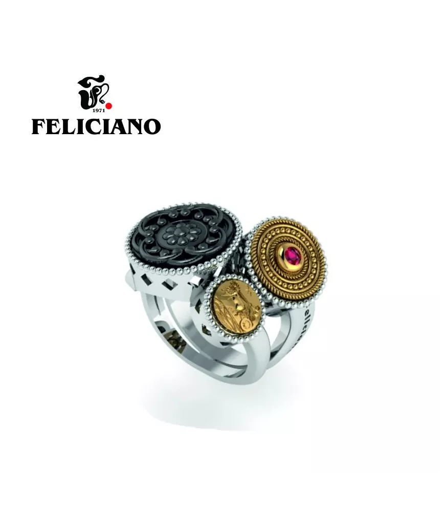 ANILLO TRES PIEZAS. DOS GRANDE Y UNA PEQUEÑA EN PLATA, PLATA OXIDADA, BRONCE Y CUARZO HIDROTERMAL ROJO