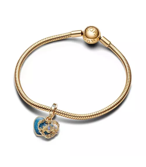 Charm Colgante Con Un Recubrimiento En Oro De 14k Doble Carroza y Corazón de La Cenicienta de Disney