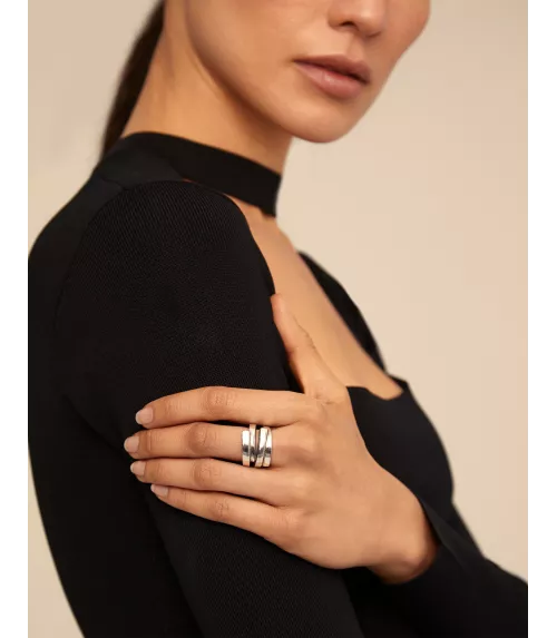 Anillo Maratua Island UNOde50, en metal bañado en plata.