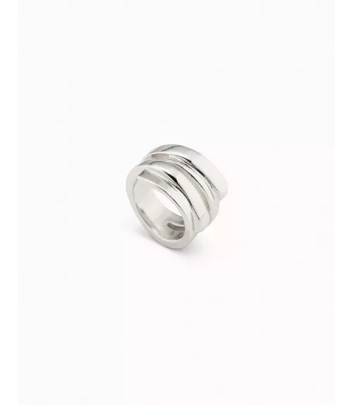 Anillo Maratua Island UNOde50, en metal bañado en plata.