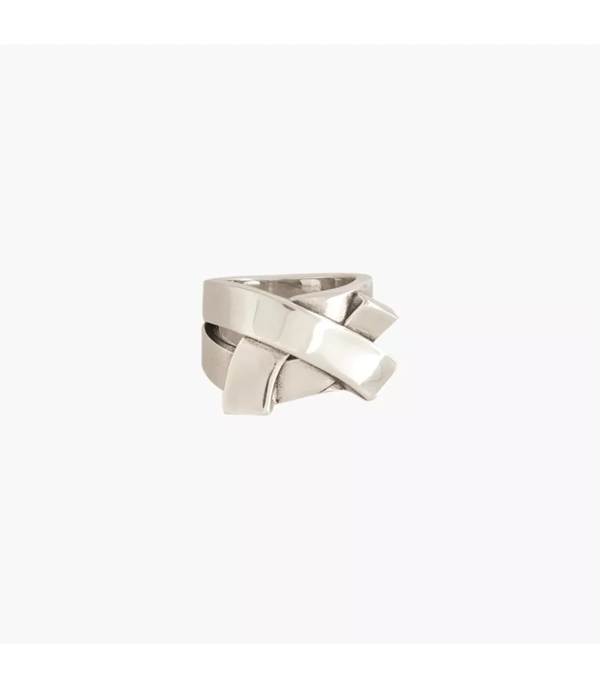 Anillo Camelia CXC, en latón bañado en plata
