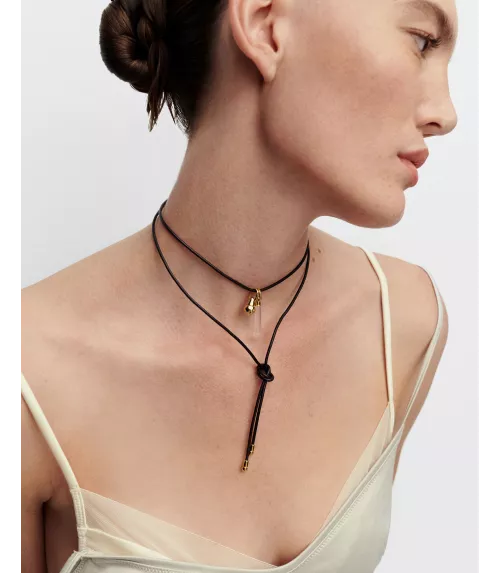 Collar lazo de cuero Dana, P D Paola, colección Aqua.